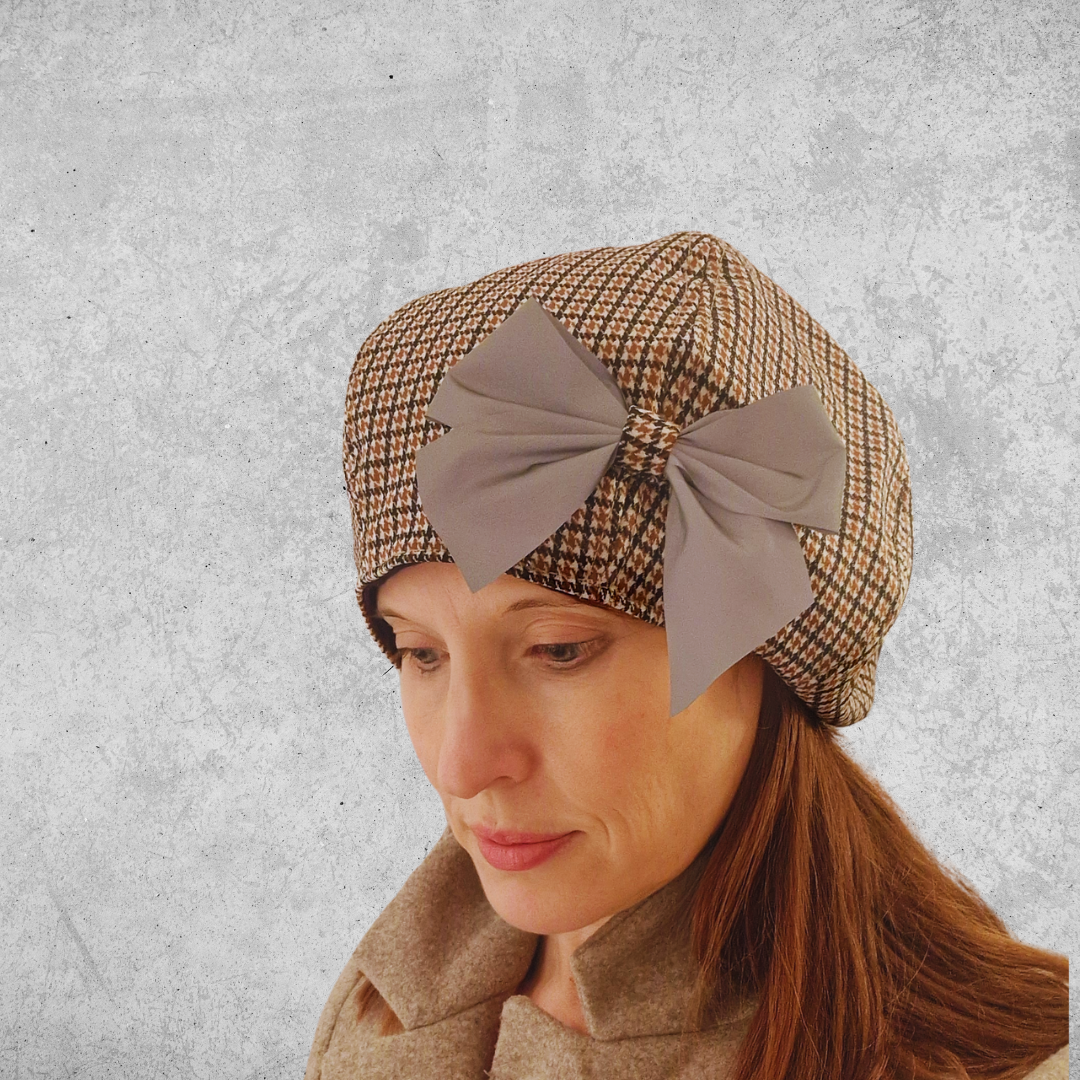 Tiffany - mössa med tillhörande reflexbrosch