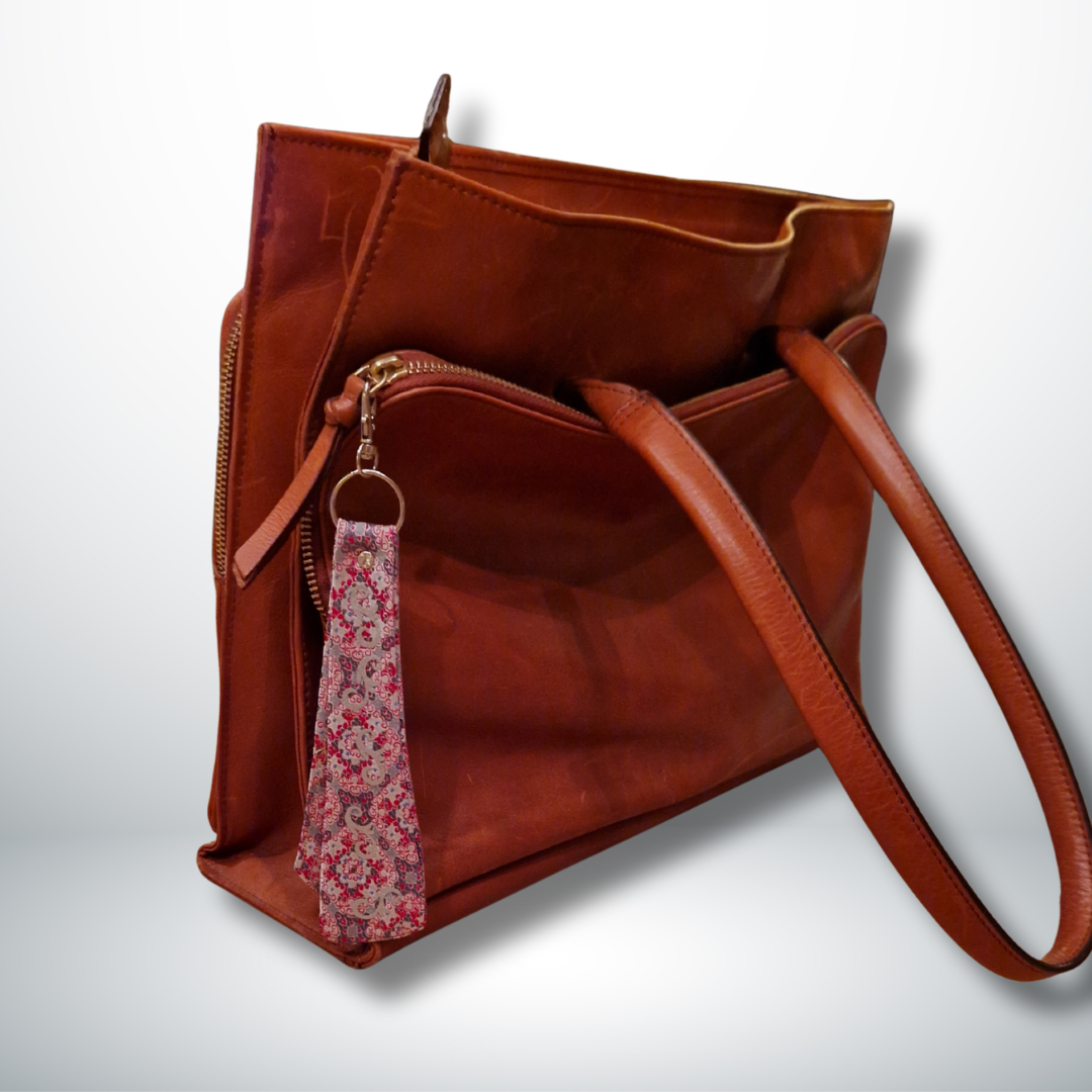 Kyoko - reflekterande väsksmycke