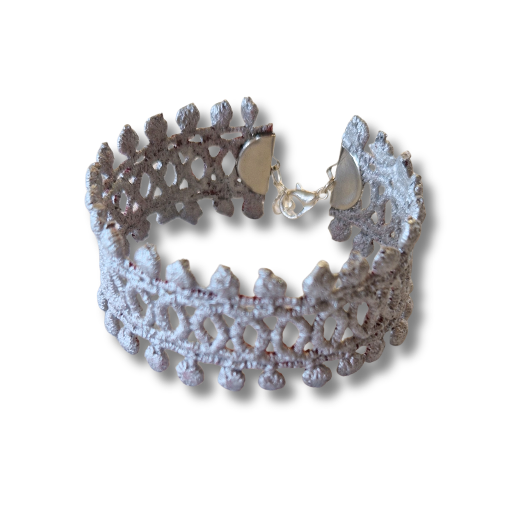 Alina - armband av spets