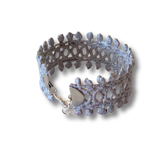 Alina - armband av spets