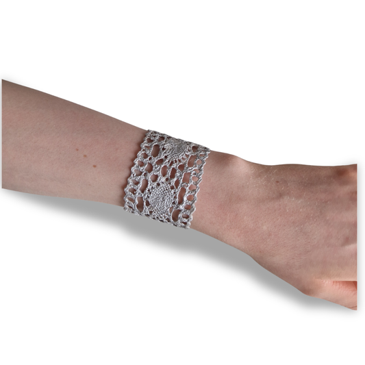 Yvette - armband av spets