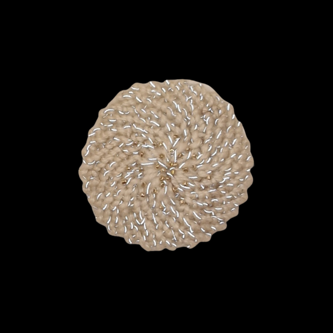 Tyra - reflekterande brosch