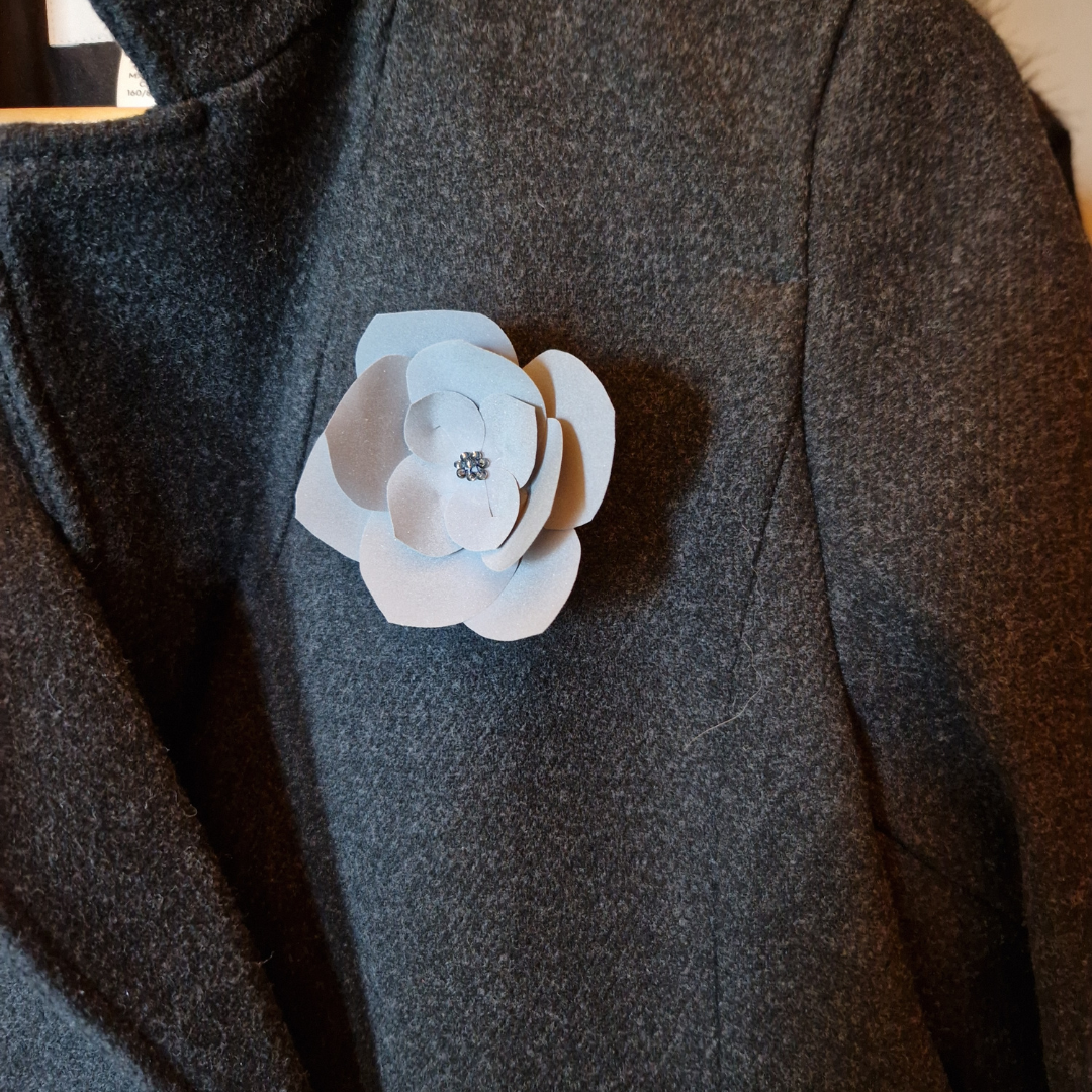 Irene - reflexbrosch